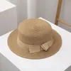 Szerokie czapki z czapek wiadra czapki retro kapelusz dla kobiet panama słomy kapelusz letni UV Ochrona Sun Hat Wide Brim Fedora Cap Ladies Flat Top Hat 230615