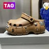 2024 Sandali Hardcrocs Donna Sandali con plateau Sandalo Chunky Paris Designer Pantofole in gomma Uomo Scarpe casual nere da uomo di lusso da donna estate Pantofola da spiaggia