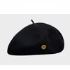 Berets różowy duża głowa beret wiosna wiosna latem Korean Mały słodki, modny oddychający malarz kapelusz Z0616