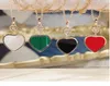 2023 joli pendentif mignon colliers longue chaîne en acier inoxydable mince or 4 couleurs disponibles cystal hearts designer femmes collier avec sac à poussière et boîte