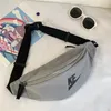 Venta al por mayor, bolsos de cintura Unisex informales, bolso de hombro tipo bandolera para deportes al aire libre para mujer, bolso de pecho para hombre de alta calidad