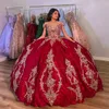 Röd av axelbollklänning quinceanera klänningar applicerade spets söt 15 klänning plus storlek vestido de 16 anos