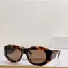 10a Nouvelles lunettes de soleil de design de mode 66W Cat Eye Frame Classic Simple and Popul Style Outdoor UV400 Protection Lunes avec boîte