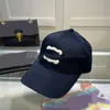 2023 Ball Caps Nouveaux hommes chapeau designer casquette de baseball seau chapeaux plage été seau Chapeau lettres brodé réglable multi couleur Casquette hommes femmes