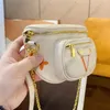 Mini-Bumbag-Umhängetasche, stilvolle Prägung, Luxus-Gürtel-Bumbag, Herren-Brusttaschen, Kette und Lederriemen, Schulter-Crossbody 82208