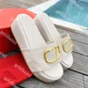Chinelo de luxo com fundo plano sandálias femininas para banheiro, moda verão, chinelos de praia femininos