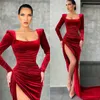 Seksi Kırmızı Prom Elbiseler Kare Boyun Uzun Kollu Kadife Partisi Gece Elbise Piller Yarım Yarı Kırmızı Halı Uzun Özel Günlük Elbise