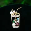 Pins Broches Mooie Melk Thee Cup Zirkoon Kleine Broches voor Vrouwen Elegante Parel Pin Kleding Designer Leuke Accessoires Sieraden Vrouwelijke Broche 230616