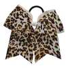 Accessori per capelli 2 pezzi Leopard Large Cheer Bows 8 "Fiocco sfuso con supporto per coda di cavallo per ragazze High School College Cheerleading