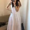 Casual Dresses Korean Chic minimalistiska runda nacke veckad ärmlös tankklänning Sense Design svart vit blå fickvestido väst dam