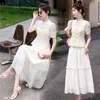 Tvådelt klänning Summer Set Womens Short Sleeve Crop Tops Små spetsrockar och höga midjelek kjolar sätter kinesiska stilkläder 230617