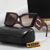Goggle Óculos de Sol Moda Feminina Óculos de Armação Completa Designers Luxos Letras Douradas Cor Misturada Adumbral Para Unissex Casual Férias de Verão
