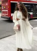 Kentsel Seksi Elbiseler Beyaz Bel İçi Boş Kadınlar İçin Elbise Zarif kıvrımlar parlama kollu midi bahar yaz kadın yüksek caddesi uzun 230617