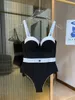 Kvinnors badkläder designer baddräkt 2023 sommar damer märke sexig bikini strand mode ett stycke tryckt snörning fryc