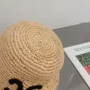 Cappelli di paglia firmati da donna di lusso C Cappello da pescatore per uomo Moda tessuta a mano Cappelli estivi da uomo Cappelli da spiaggia Cappelli a tesa larga Cappellino da sole Cappello 2306172BF