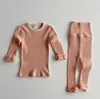 Наборы одежды 2023 Korea Style Girls Boys 2 PCS SET футболка Длинные брюки Осень хлопковые детские детские костюмы 6-24 месяца Wu230