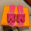 Netizen Summer New Style Sandaler och tofflor Womens Sandals Luxury Designer Slide tofflor Mångsidig platt botten äkta läderstrand Stora tofflor 35-42 +Box