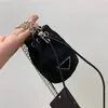 2021 Women Keychains Small Bag Long Chain Shoulder Messenger Bags Drawstring Classic Hand Bag Bucket Waist Keychain2971449235j