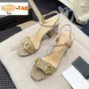 أزياء منتصف كعب Horsebit Sandals Womens Shoes Champagne Black White Apricot Silver Leather Beige Canvas Denim High Cheels Slippers Luxurys Women Sandal