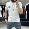 T-shirt Trend da uomo Girocollo Slim Top Lettera Distintivo Stampa Camicia inferiore Estate Causale Bello T-shirt a maniche corte Uomo Abbigliamento verde