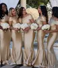 Modern champagne sjöjungfru brudtärna klänningar 2023 billig enkel off axel golv längd bröllop gästklänningar formella klänningar kläder de fete