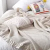 Decke Warmer Überwurf Baumwolle Weiches Bett Heimgestrickte Decke Maiskorn geprägte Sommerrüschen R230616