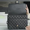 Neue Designer-Tasche Damen Luxus Rucksack Handtasche 10A Top Qualität Kaviar Rindsleder 22 Rucksack Computertasche Schulterkette Tasche 31cm mit Box