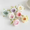 Gedroogde bloemen 100 STKS Kunstmatige Diy Geschenken Snoepdoos Kerstversiering voor Huis Bruiloft Tuin Rozen Bruid Broche