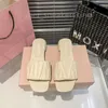 Top Designer Slippers Women Flat Mule Matelasse Slide Shoes Fashion Summer Leather Sandals With box size 35-41