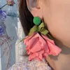 Boucles d'oreilles pendantes Tissu Bow Flower Exagération de la mode européenne et américaine à la main Long