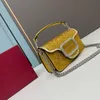 Bolso de cadena para mujer diseñador mini bolso loco Imitación de cuero de oveja de cristal Bolso de hombro bordado Bolso bandolera de alta calidad Bolso de mano de moda Bolso de cámara de lujo