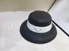 Luxury Mens Casquette Designer Bucket Hat Man Man Man Man Słomka czapki kapeluszowe Zamocowane czapki Projektanci Kobiety Ochrona przeciwsłoneczna Alphabet komfort gorras na zewnątrz podróż plażę 726