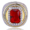 Mode chaude grand mâle large rouge Zircon pierre géométrique anneau de luxe jaune or couleur glacé anneaux de mariage pour hommes femmes Hip Hop