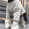 フーディーストライプパーカー犬服ファッションスウェットシャツ犬服のペット衣装