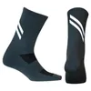 Calcetines deportivos Ciclismo unisex Transpirable y absorbente de humedad Lycra altamente reflectante que absorbe la humedad para correr