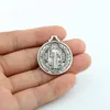 15pcs 합금 Tudomro St Benedict Medals 보석을위한 매력 펜던트 DIY 수제 공예 A-484