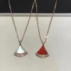 Designer Collier Pendentif Plaqué Or 18K Dames et Filles Saint Valentin Mothe Day Fiançailles Fade Vente en gros gratuite