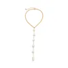 Långa tofsar med oregelbunden imitation Pärla pärlor choker halsband för kvinnor trendiga eleganta lady mode hals smycken tillbehör