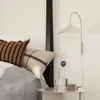 Lámparas de pared Nordic LED Italia Diseño Luz Decoración para el hogar Lámpara para sala de estar Dormitorio Cocina Cabecera Interior Candelabro giratorio Iluminación