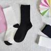 Designer Hommes Femmes Chaussettes 5 paires Luxe Sports Lettre d'hiver imprimée 100% coton Sock broderie coton homme femme avec boîte 10 styles à choisir