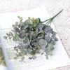 Dekorative Blumen 1 Bund künstliche Eukalyptusblätter grün gefälschte Pflanzen Kuchen Home Decor Hochzeit Dekoration DIY Kranz Großhandel