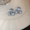 スタッドイヤリングエレガントなジルコンセッティングブルーアイリス不規則な花びら女性のための花