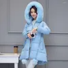 Vrouwen Trenchcoats Winter Warme Jas Vrouwen Midden Lange Parka Mode Faux Bontkraag Hooded Womens Overjas Casual Katoen gewatteerde Jas