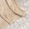 Couverture Stripe Fleece Throw Couverture pour Canapé Couverture En Peluche pour Lit Bébé Couette luxe solide Drap de Lit Literie Couvre-lit R230617