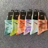 Autumn Winter Pure Cotton Men's and Women's Tie färgade långa strumpor Sport High Tube Tide Candy Color Sock