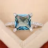 Bröllopsringar Luxury Princess Cut Square Cubic Zirconia Blue for Women Elegant Anniversary Party Lady Ring Jewelry