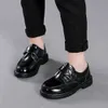 Lederschuhe für Jungen mit weichen Sohlen, schwarzer Anzug im britischen Stil, Performance-Schuhe für Jungen, Frühlings- und Herbstmodelle für Mittelschulkinder