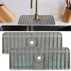 2 stks, Sink Splash Guarg Mat 14.4 Inch, Siliconen Kraan Handvat Druppelvanger Lade, Kraan Water Catcher Mat Keuken Guard Gadgets Sink Voor Keuken Badkamer