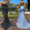 Casual jurken 2024 Sexy dames halter stevige kleur mouwloze hoge taille tas heup sleep staart passende lange jurk