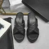 Designer de mode sandales cuir canal plate-forme talons femmes CCity classique tongs été gfndfg